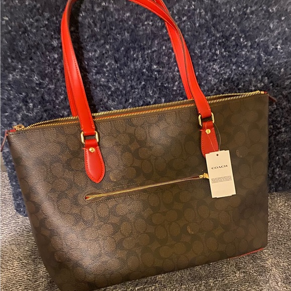 New with tag coach bag - Picture 8 of 10